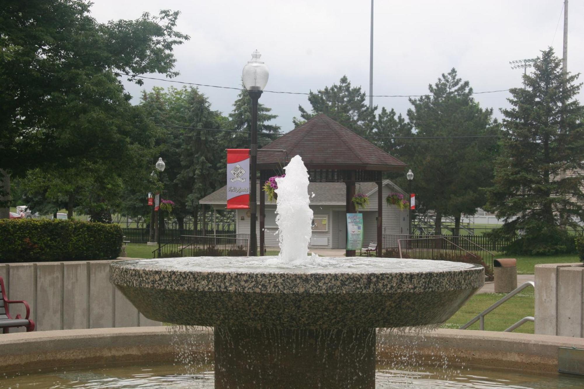 Van Wert Fountain Inn מראה חיצוני תמונה