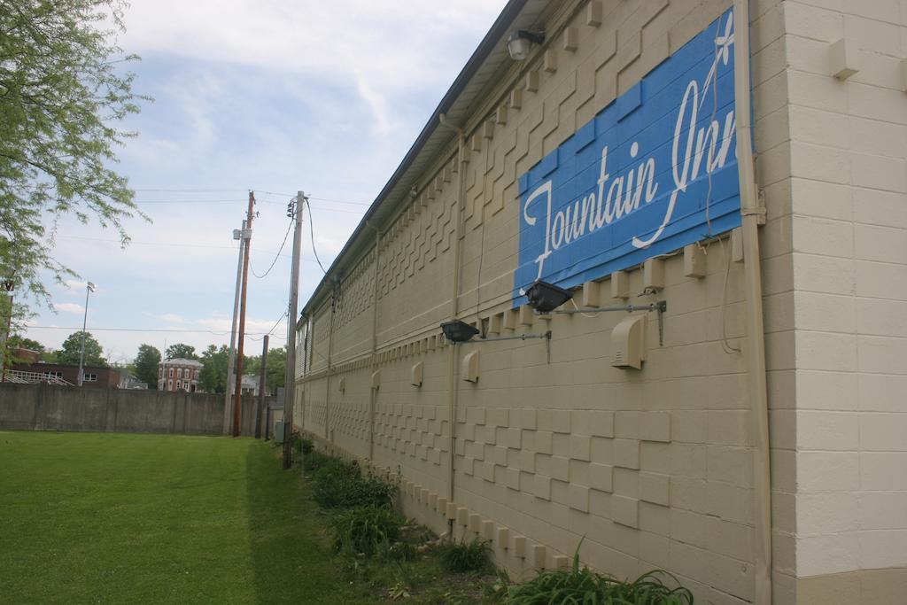 Van Wert Fountain Inn מראה חיצוני תמונה